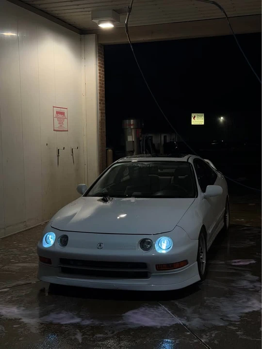 1995 Acura Integra 3rd Gen - Image 2 of 8