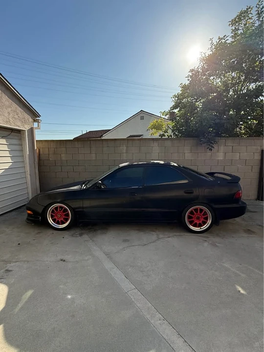1995 Acura Integra 3rd Gen - Image 2 of 13