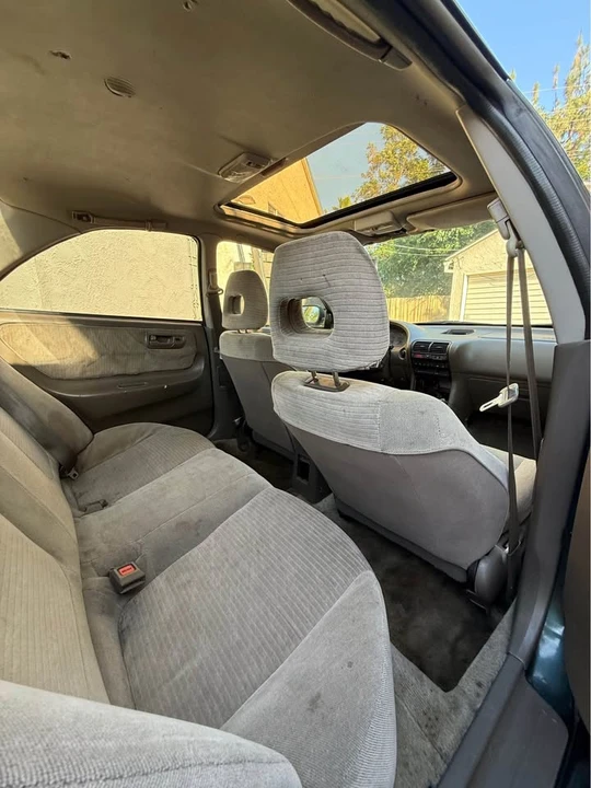 1995 Acura Integra 3rd Gen - Image 9 of 12