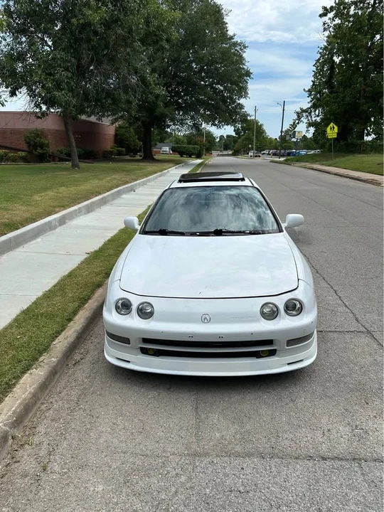 1995 Acura Integra 3rd Gen - Image 2 of 9