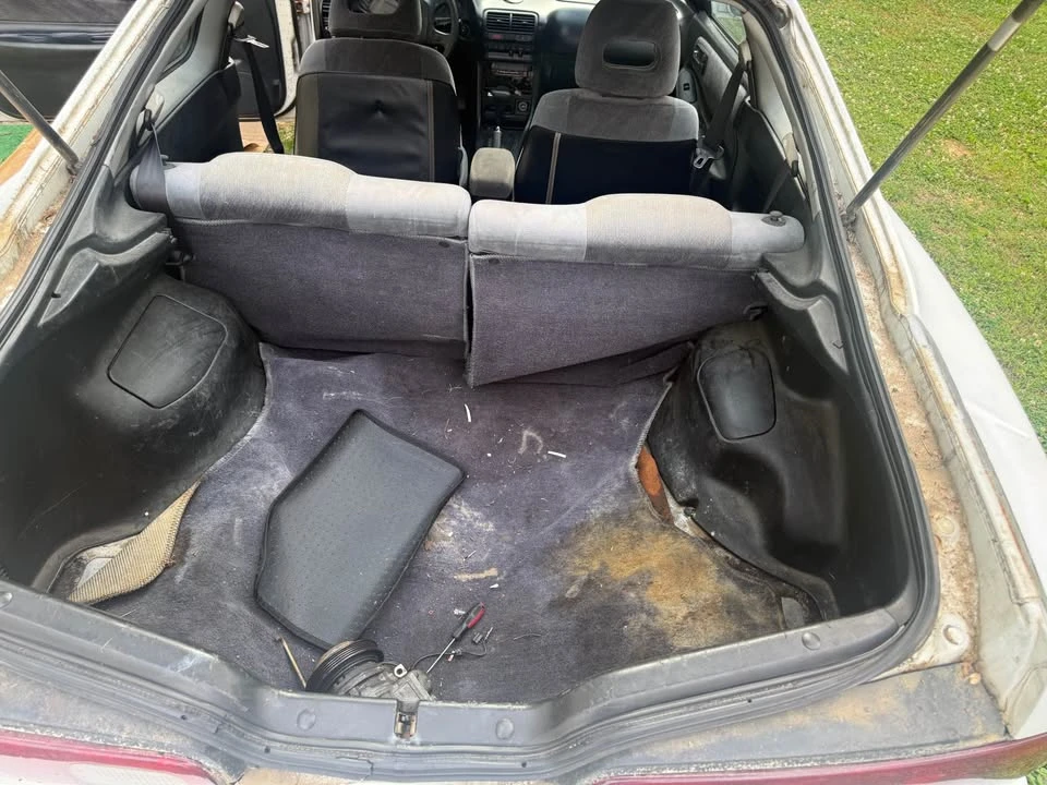 1995 Acura Integra 3rd Gen - Image 2 of 10