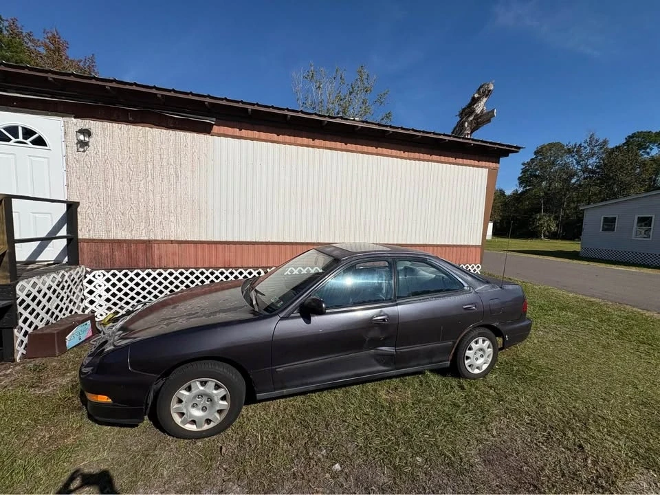 1995 Acura Integra 3rd Gen - Image 2 of 9