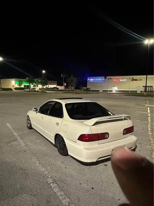 1995 Acura Integra 3rd Gen - Image 3 of 8