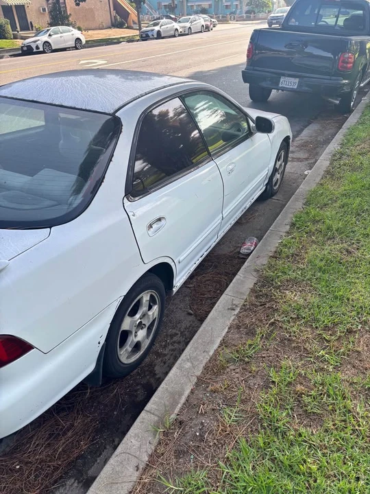 1995 Acura Integra 3rd Gen - Image 2 of 6