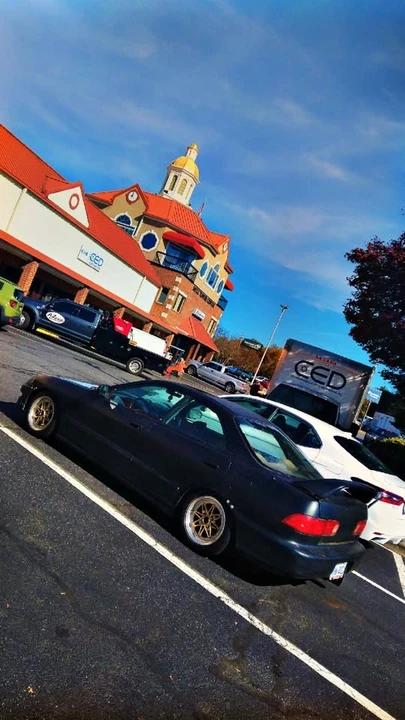 1995 Acura Integra 3rd Gen - Image 2 of 5