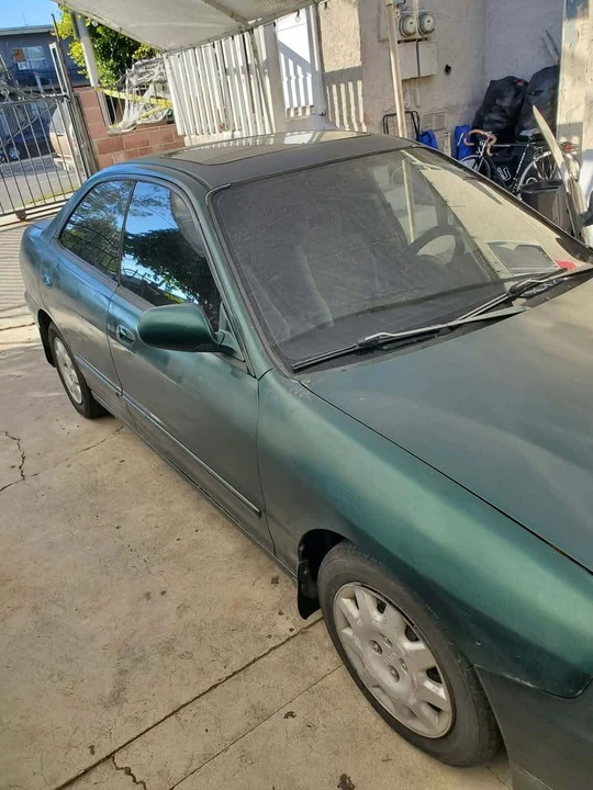 1995 Acura Integra 3rd Gen - Image 2 of 9