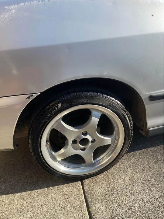 1995 Acura Integra 3rd Gen - Image 3 of 19