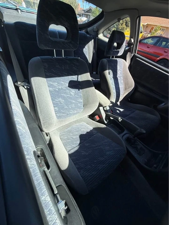1995 Acura Integra 3rd Gen - Image 7 of 8
