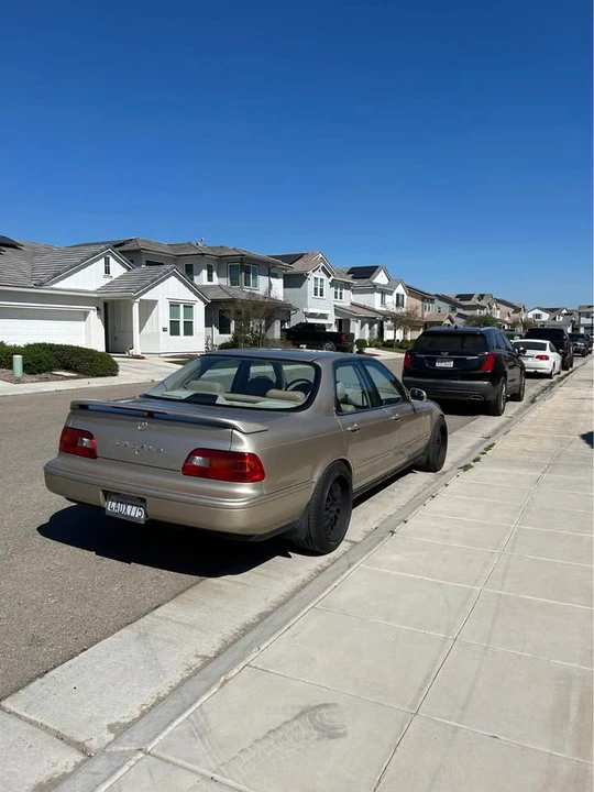 1995 Acura Legend 2nd Gen - Image 5 of 10