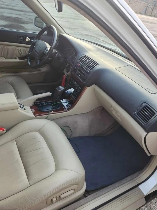 1995 Acura Legend 2nd Gen - Image 12 of 19