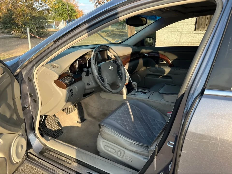 1995 Acura RL 1st Gen - Image 5 of 8