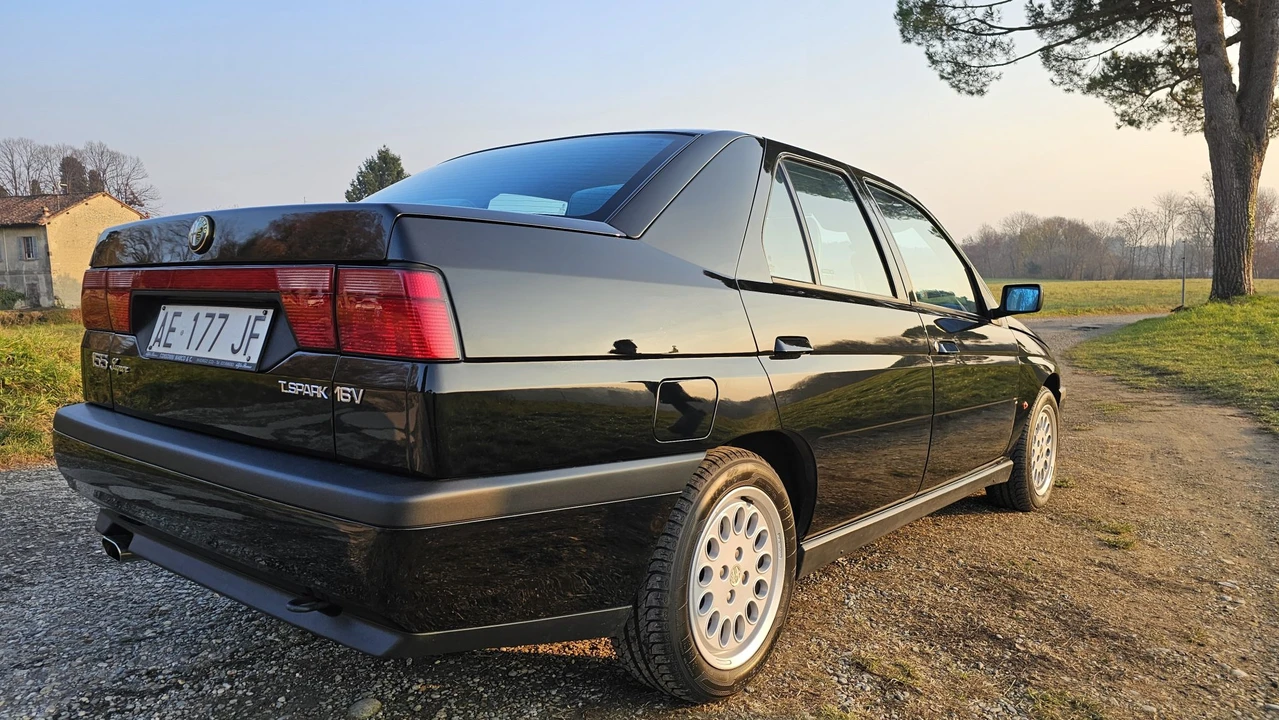 1995 Alfa Romeo 155 - Image 11 of 31