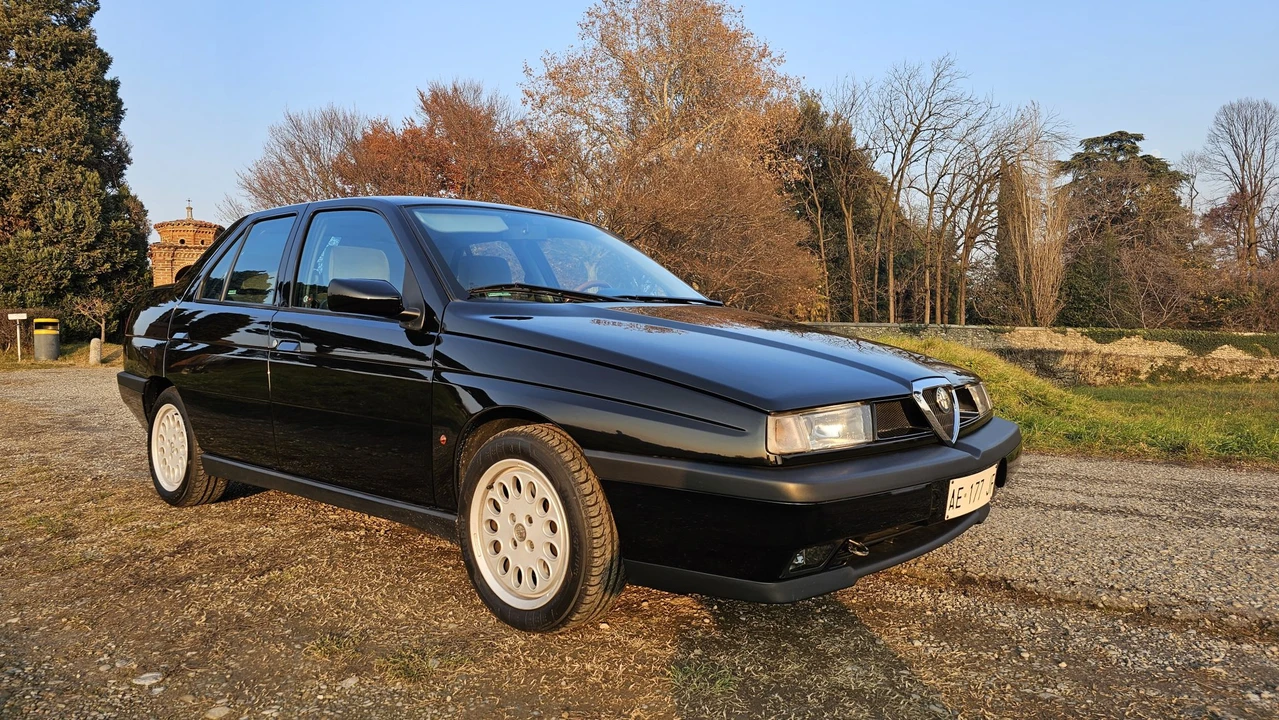 1995 Alfa Romeo 155 - Image 10 of 31