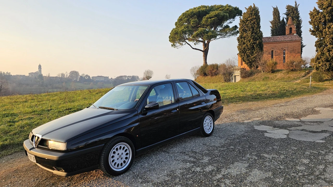 1995 Alfa Romeo 155 - Image 5 of 31