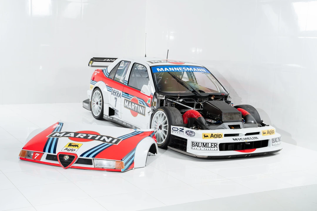 1995 Alfa Romeo 155 - Image 27 of 31