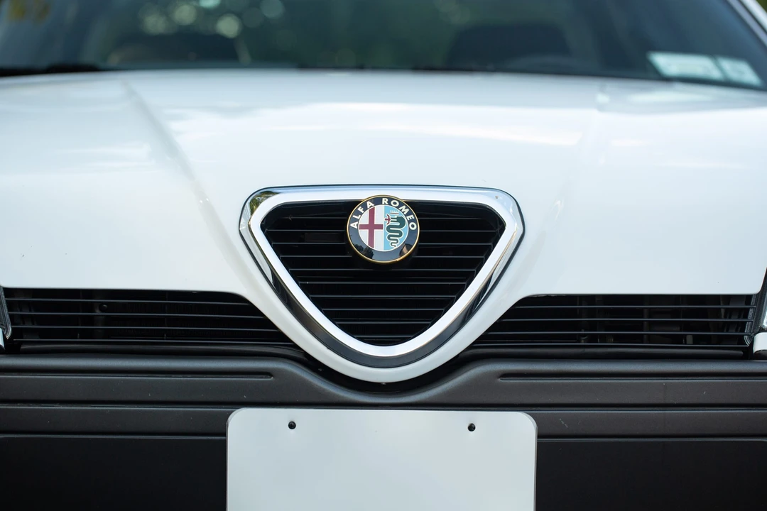 1995 Alfa Romeo 164 Quadrifoglio Verde - Image 19 of 31