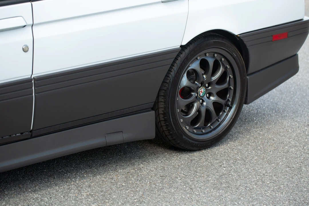 1995 Alfa Romeo 164 Quadrifoglio Verde - Image 28 of 31