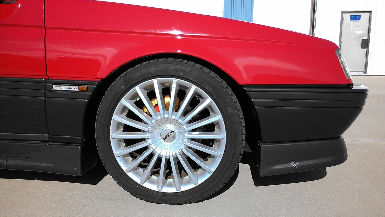 1995 Alfa Romeo 164 Quadrifoglio Verde - Image 22 of 31