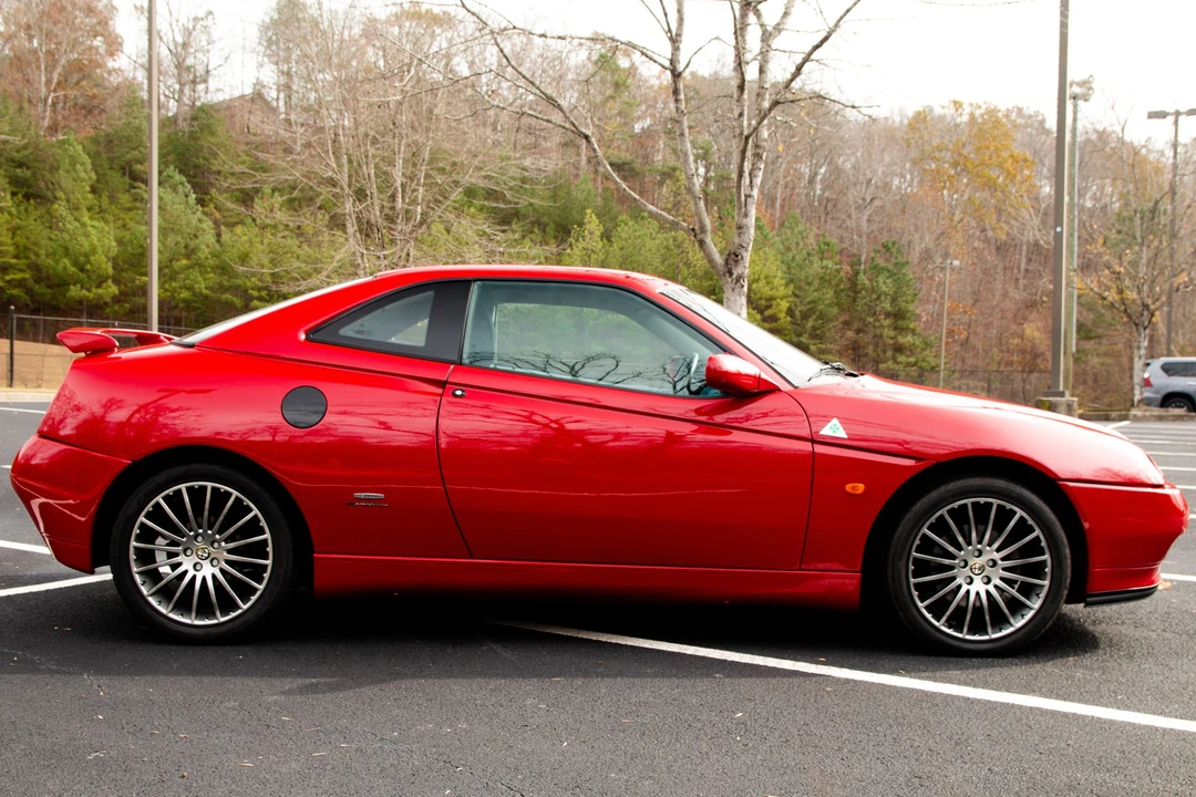 1995 Alfa Romeo 916 GTV & Spider - Image 12 of 31