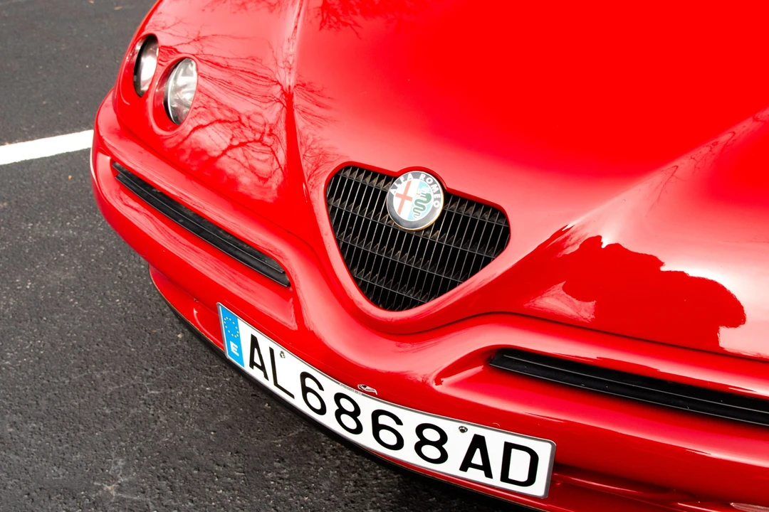 1995 Alfa Romeo 916 GTV & Spider - Image 19 of 31