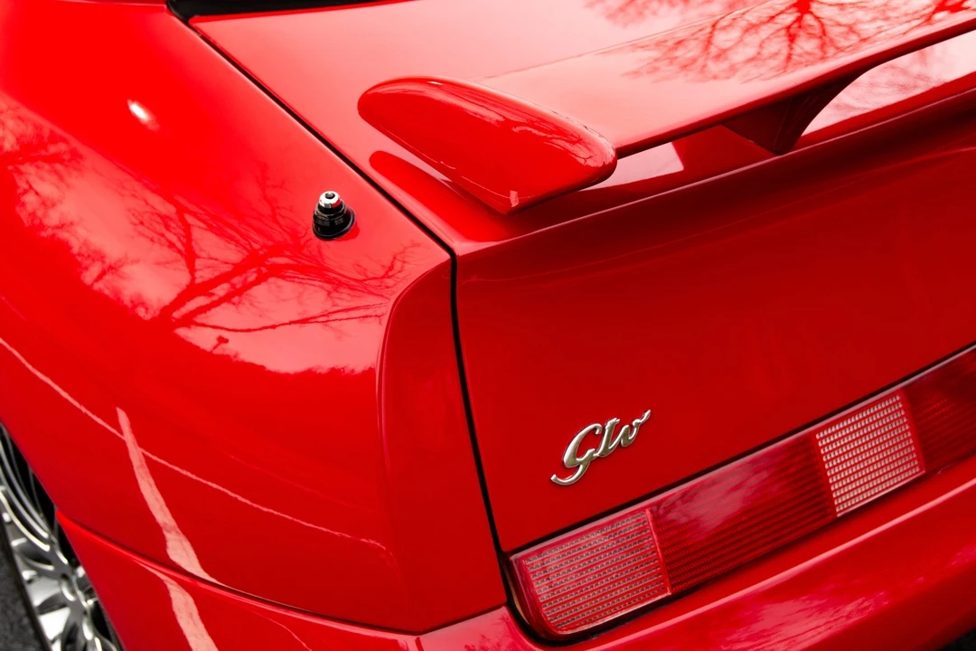 1995 Alfa Romeo 916 GTV & Spider - Image 28 of 31