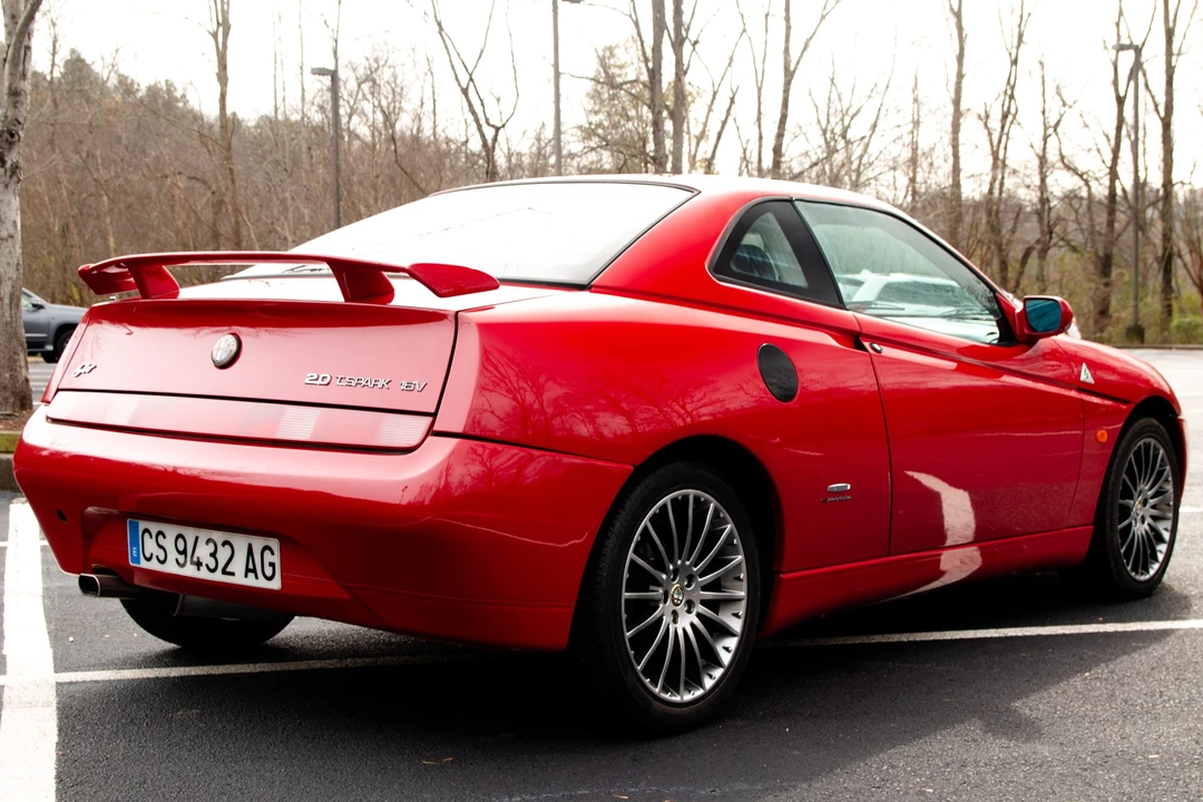 1995 Alfa Romeo 916 GTV & Spider - Image 10 of 31