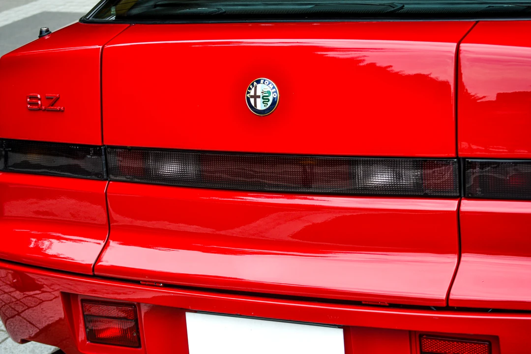 1995 Alfa Romeo SZ & RZ - Image 26 of 31