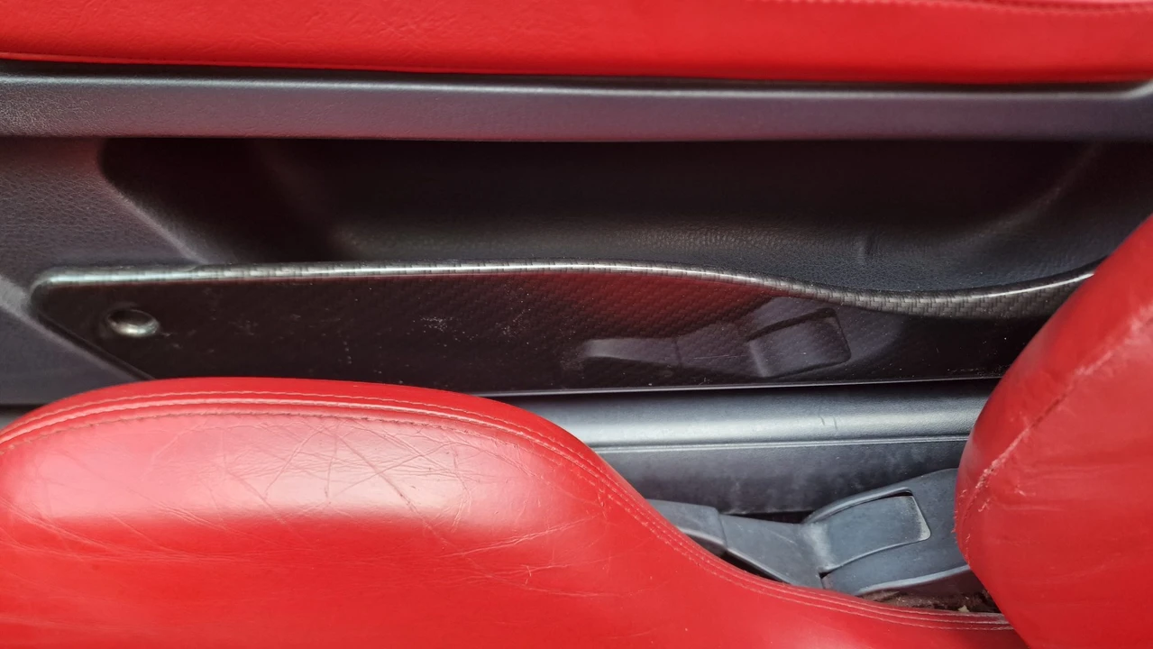 1995 Alfa Romeo 916 GTV & Spider - Image 31 of 31