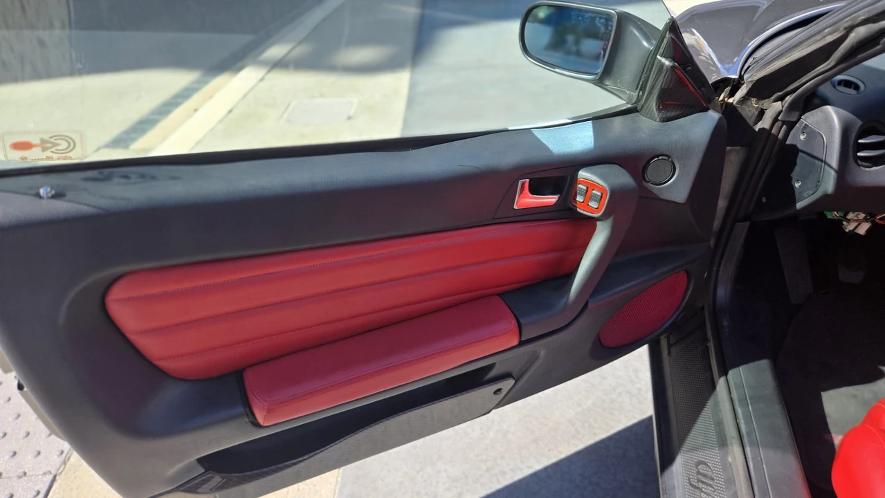1995 Alfa Romeo 916 GTV & Spider - Image 26 of 31