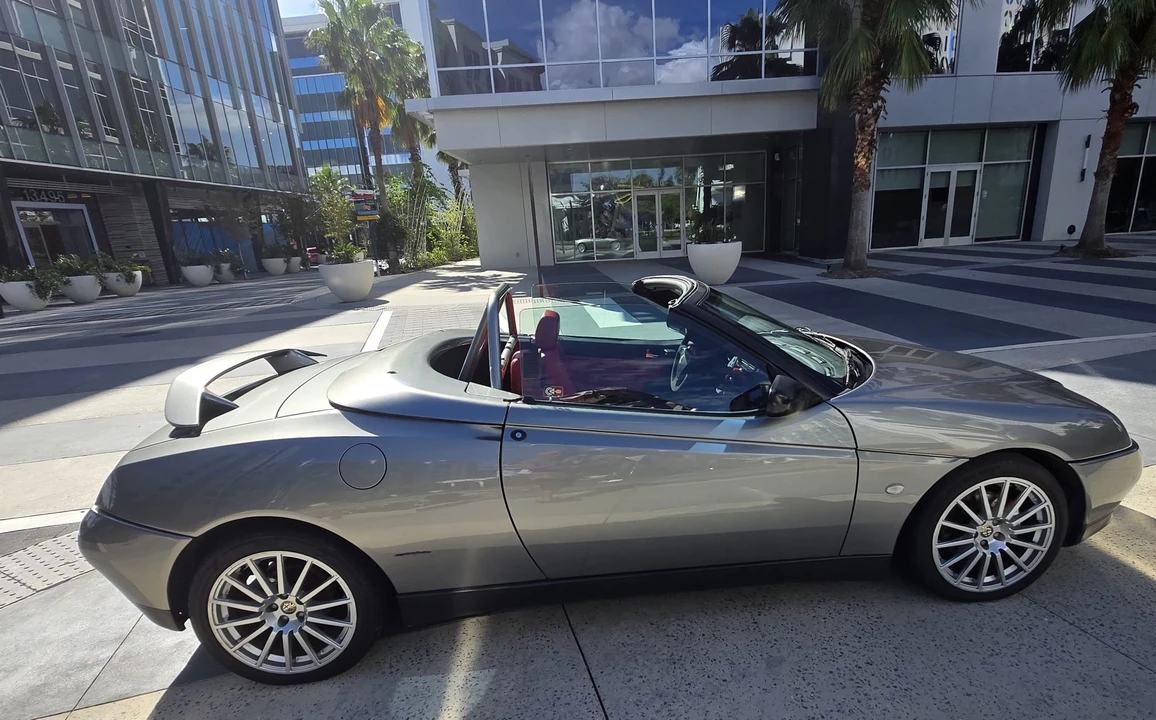 1995 Alfa Romeo 916 GTV & Spider - Image 5 of 31