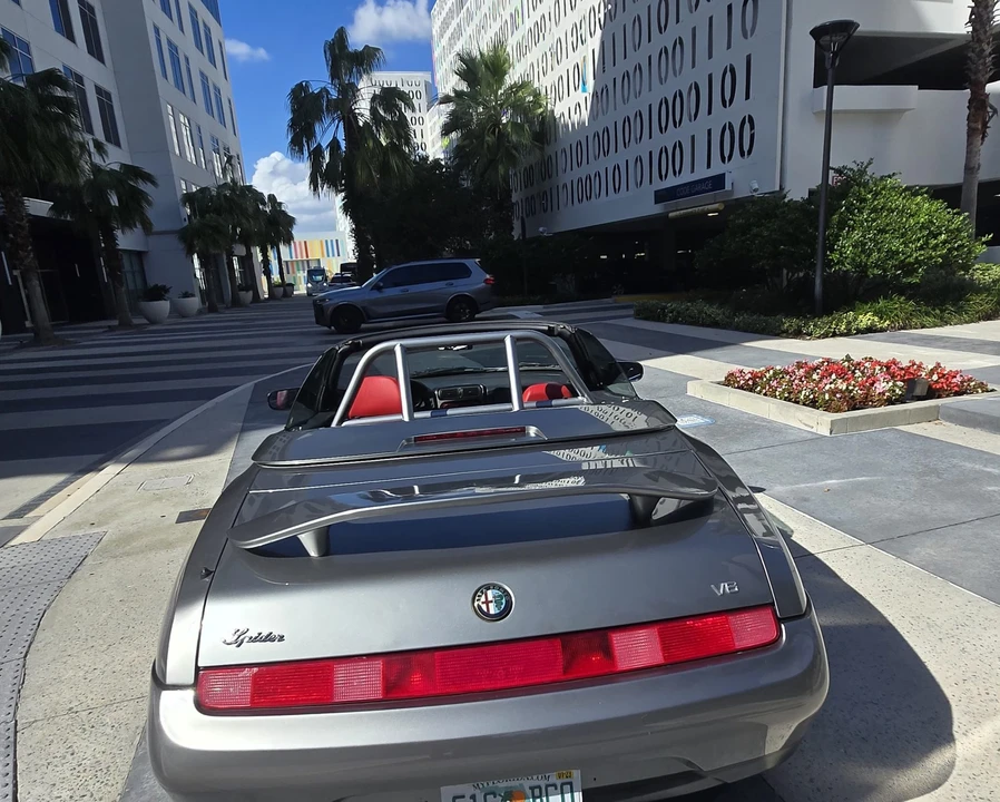 1995 Alfa Romeo 916 GTV & Spider - Image 7 of 31