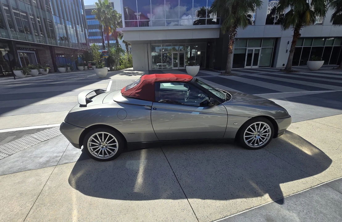 1995 Alfa Romeo 916 GTV & Spider - Image 4 of 31