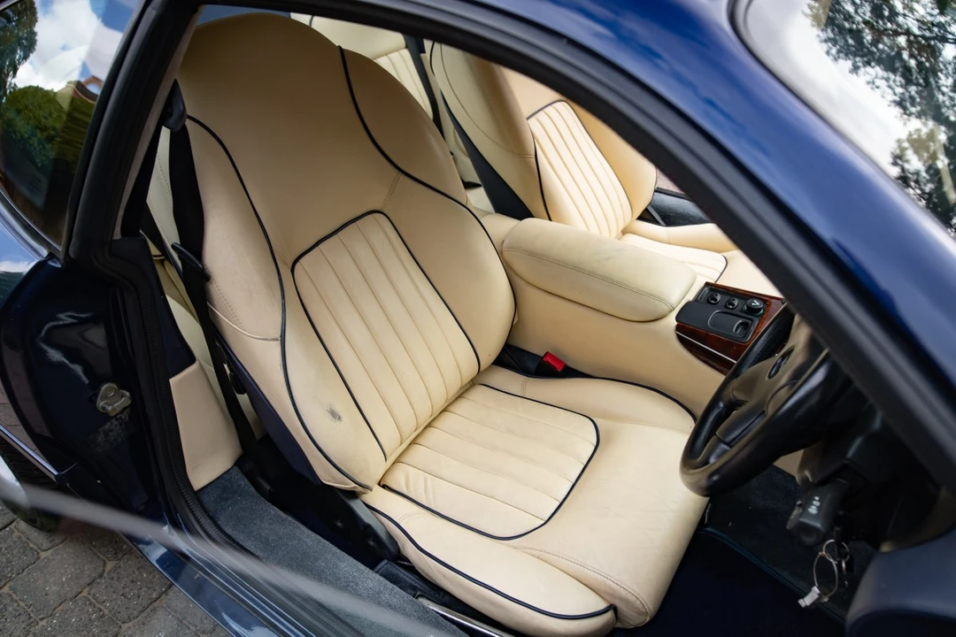 1995 Aston Martin DB7 - Image 26 of 30
