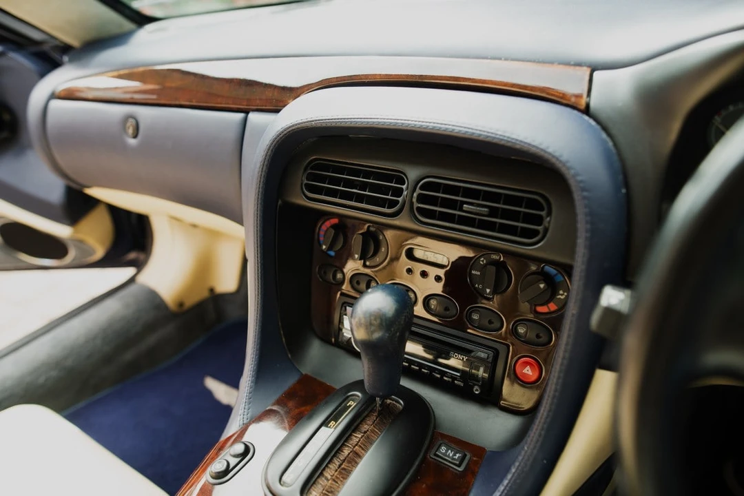 1995 Aston Martin DB7 - Image 23 of 30