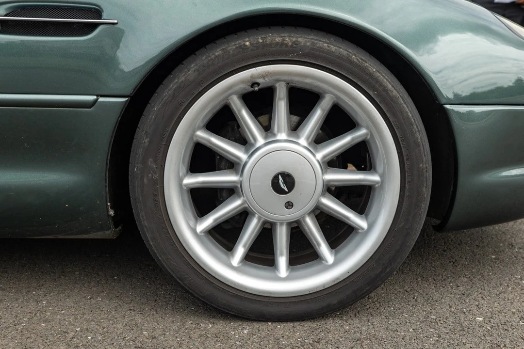 1995 Aston Martin DB7 - Image 25 of 30
