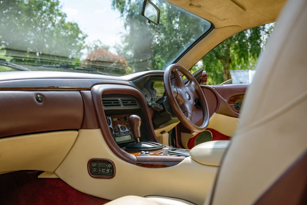 1995 Aston Martin DB7 - Image 8 of 30