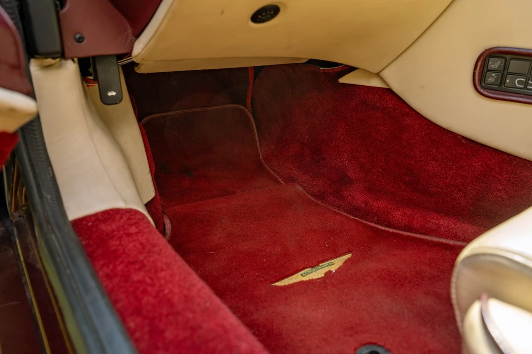 1995 Aston Martin DB7 - Image 18 of 30