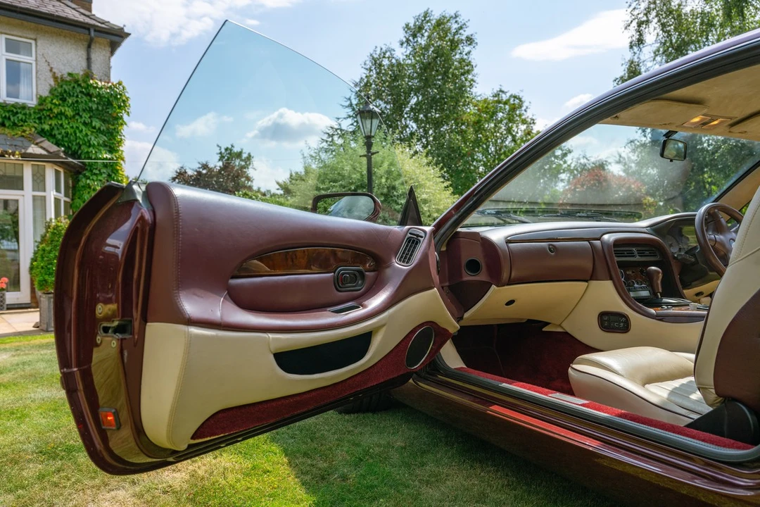 1995 Aston Martin DB7 - Image 20 of 30