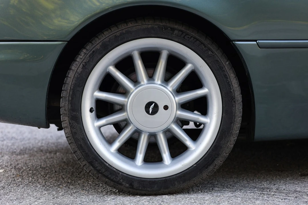 1995 Aston Martin DB7 - Image 19 of 30