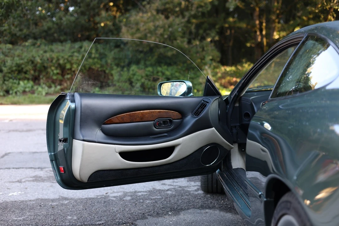 1995 Aston Martin DB7 - Image 23 of 30