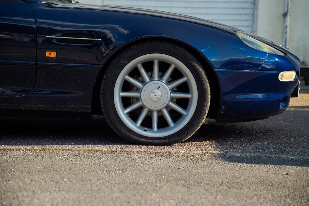 1995 Aston Martin DB7 - Image 19 of 31