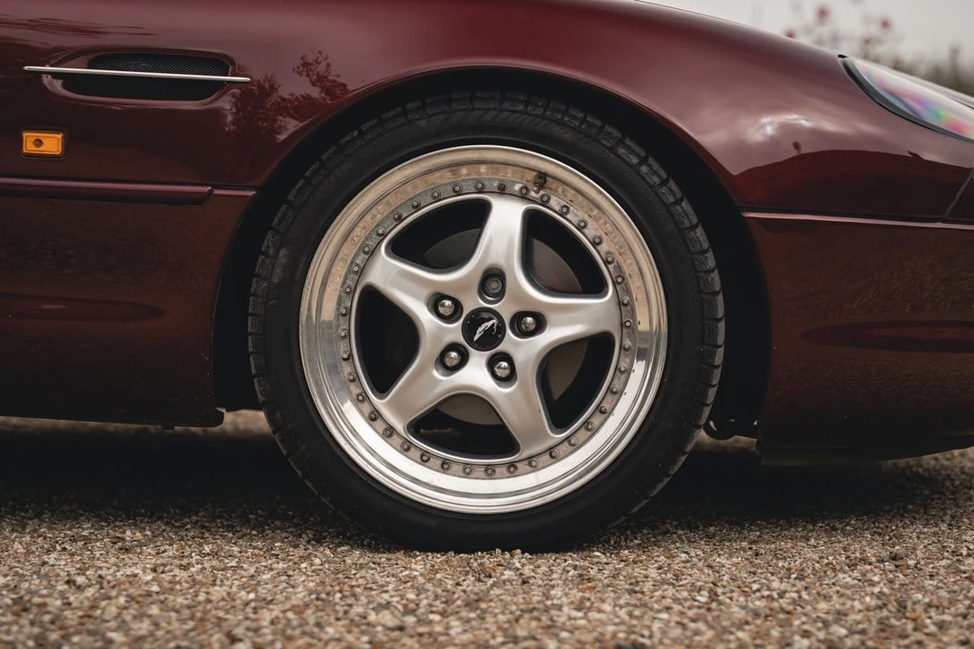 1995 Aston Martin DB7 - Image 17 of 30