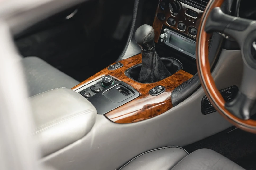 1995 Aston Martin DB7 - Image 28 of 30