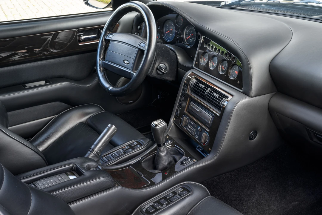 1995 Aston Martin Vantage (1993-2000) - Image 8 of 30