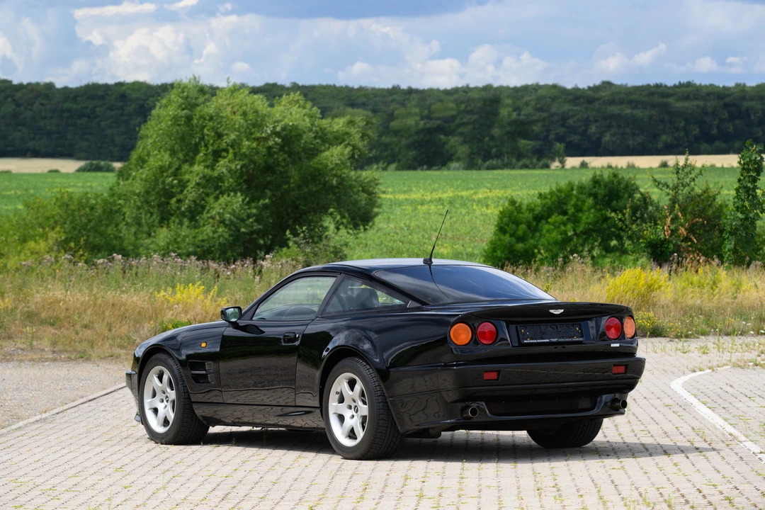 1995 Aston Martin Vantage (1993-2000) - Image 2 of 30