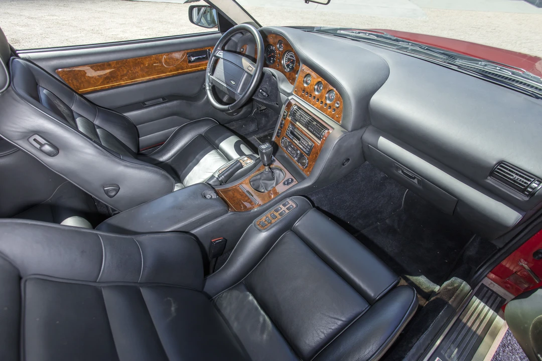 1995 Aston Martin Vantage (1993-2000) - Image 16 of 31