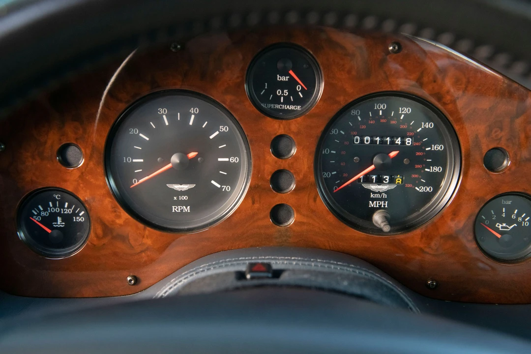 1995 Aston Martin Vantage (1993-2000) - Image 28 of 31