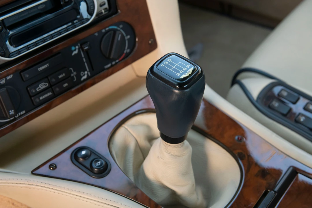 1995 Aston Martin Vantage (1993-2000) - Image 27 of 31