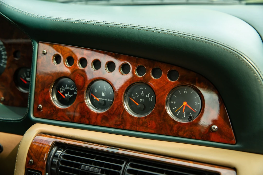1995 Aston Martin Vantage (1993-2000) - Image 27 of 31