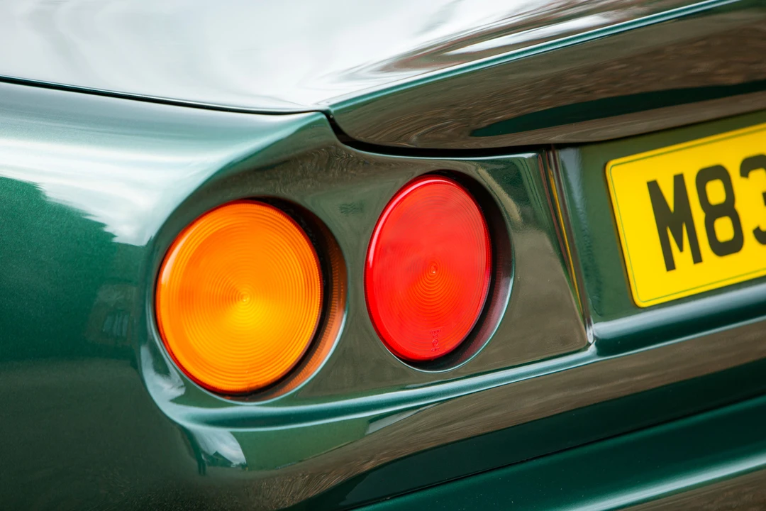1995 Aston Martin Vantage (1993-2000) - Image 13 of 31
